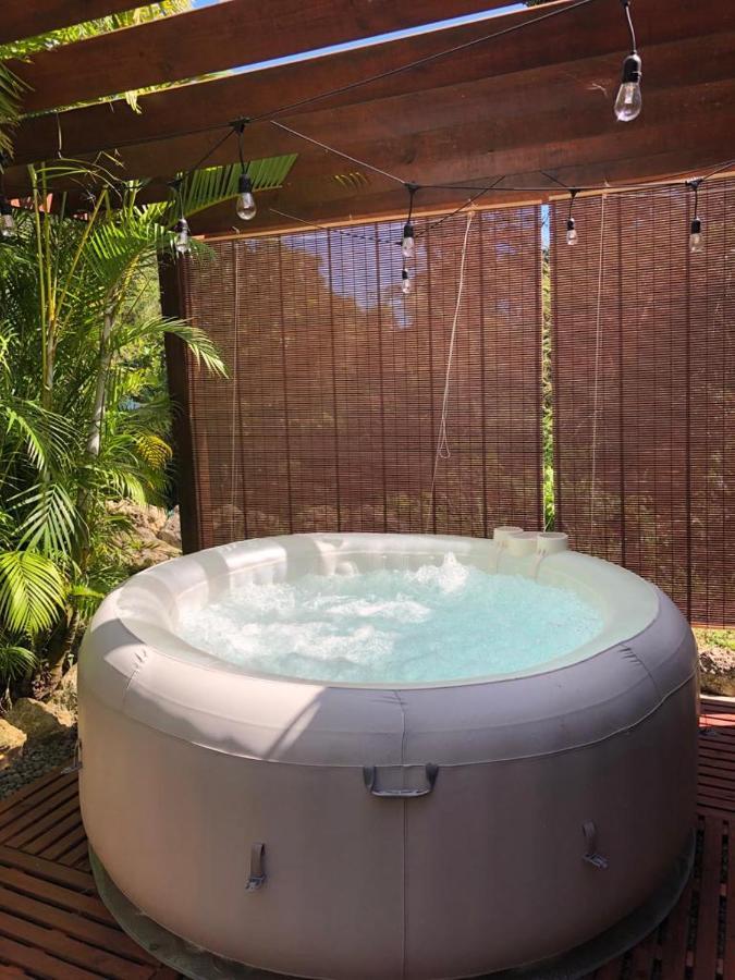 Eden Chalet, Spa Privatif Les Abymes Εξωτερικό φωτογραφία