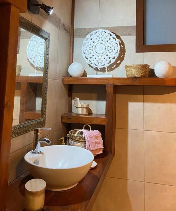 Eden Chalet, Spa Privatif Les Abymes Εξωτερικό φωτογραφία